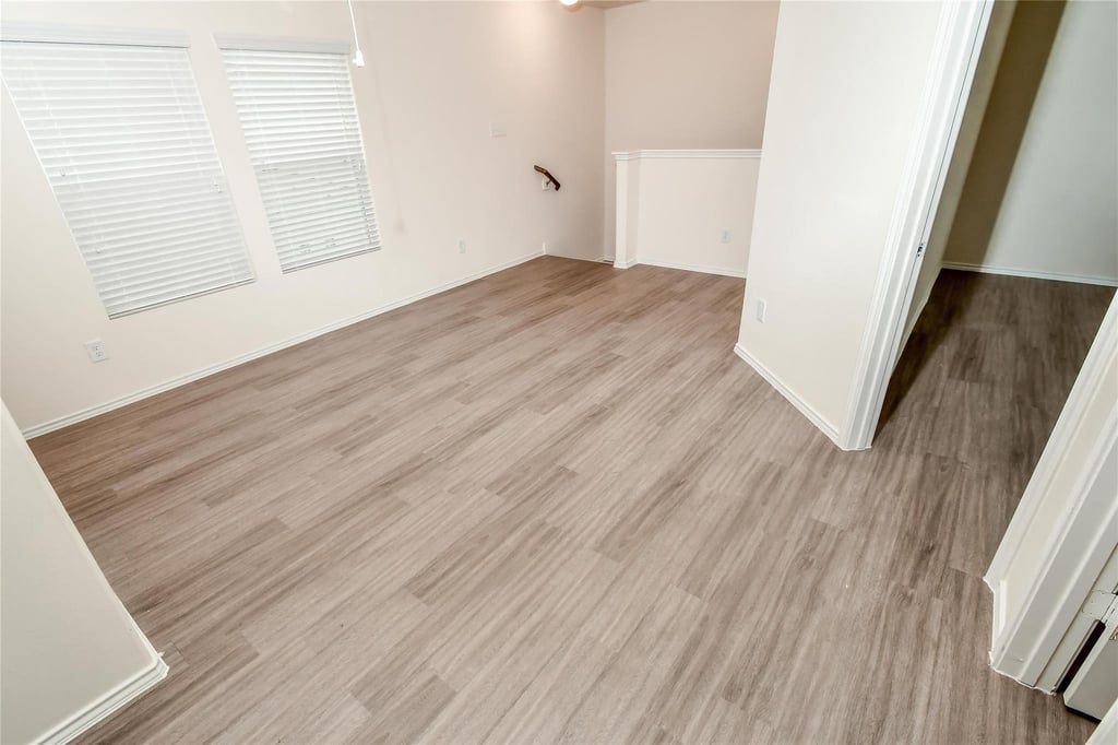 4006 Silver Ranch Road - Photo 8