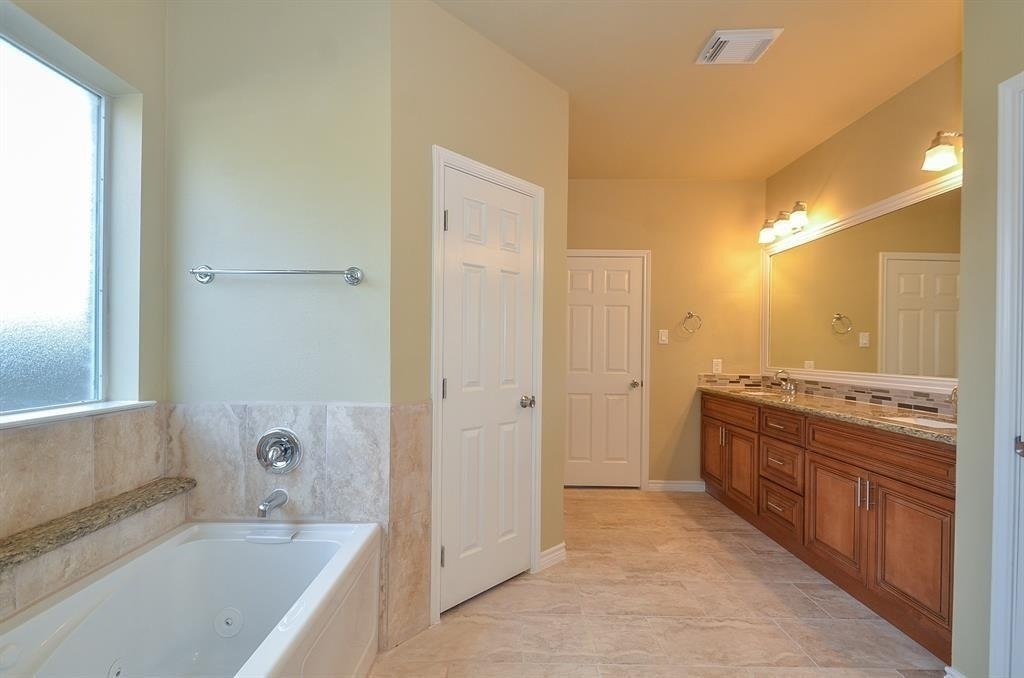 5503 Langhorne Court - Photo 14