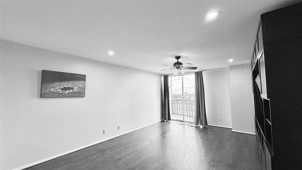 2016 Main Street - Photo 12