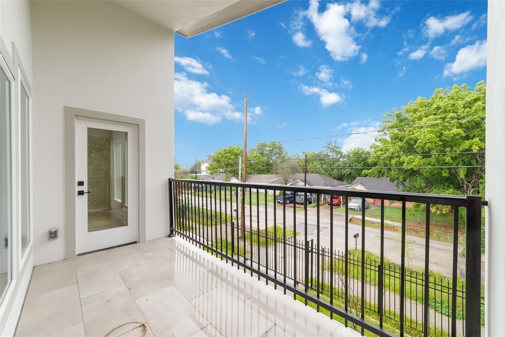 6717 England Street - Photo 24