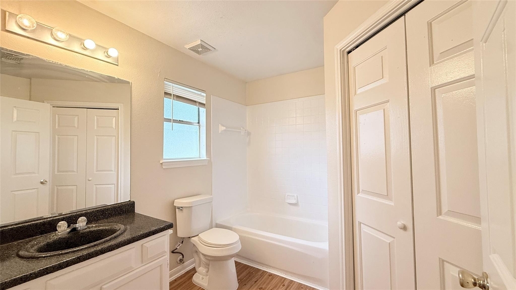 15821 Ridgecroft Road - Photo 8