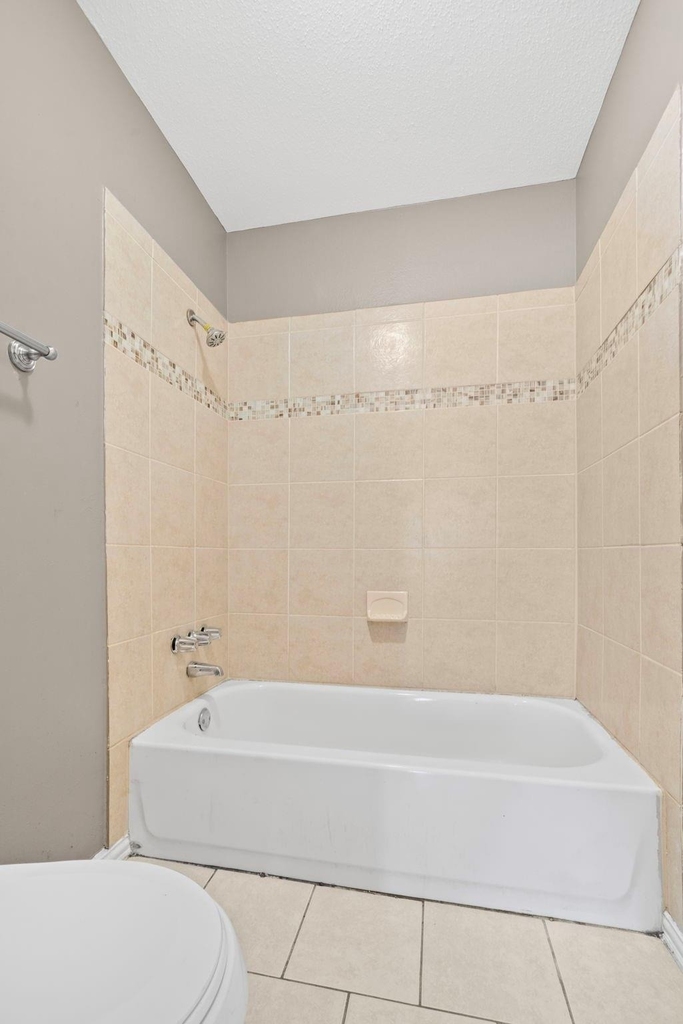 7716 Challie Lane - Photo 14