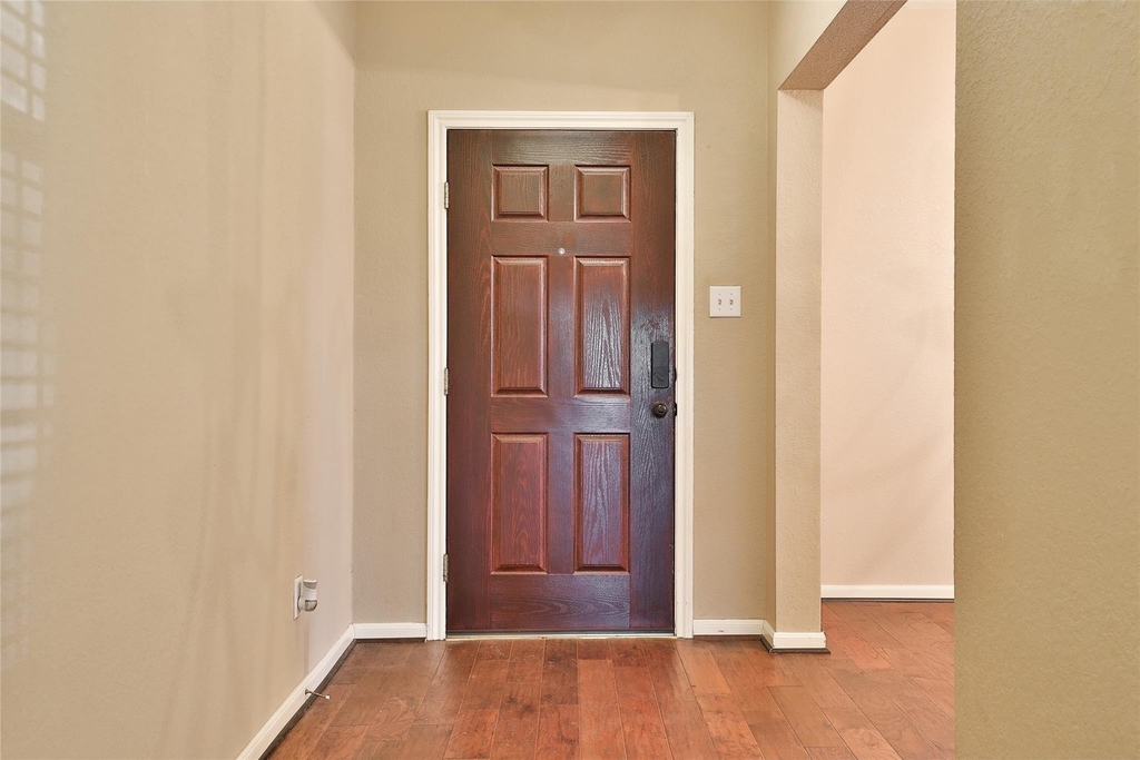 19627 Beachy Court - Photo 5