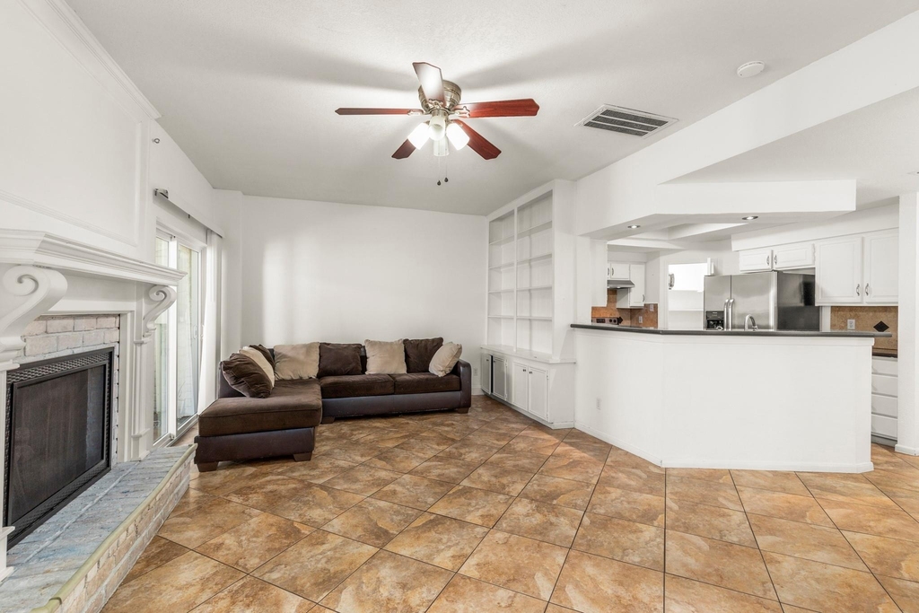 10788 Briar Forest Drive - Photo 5