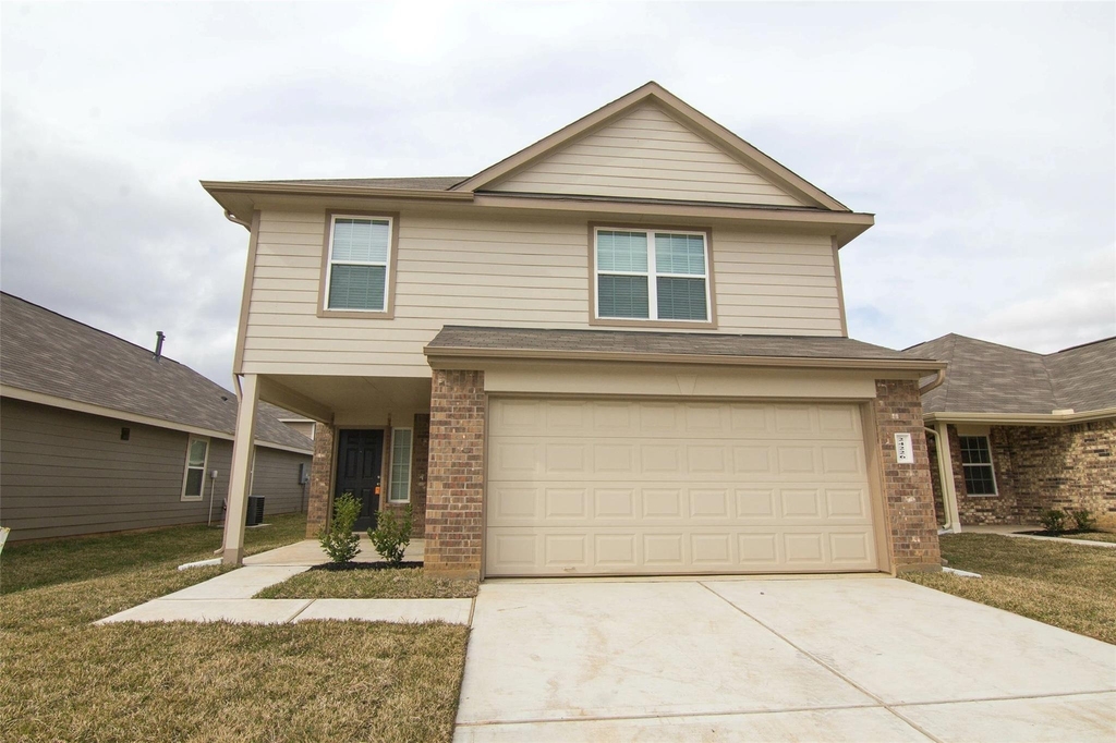 24226 Treviso Gardens Drive - Photo 0