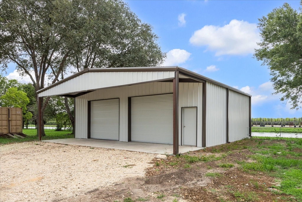 1935 Willow Road - Photo 31