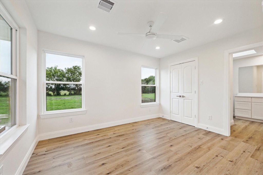 1935 Willow Road - Photo 24