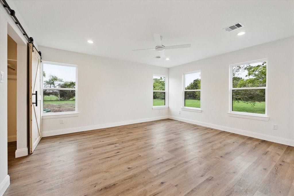 1935 Willow Road - Photo 19