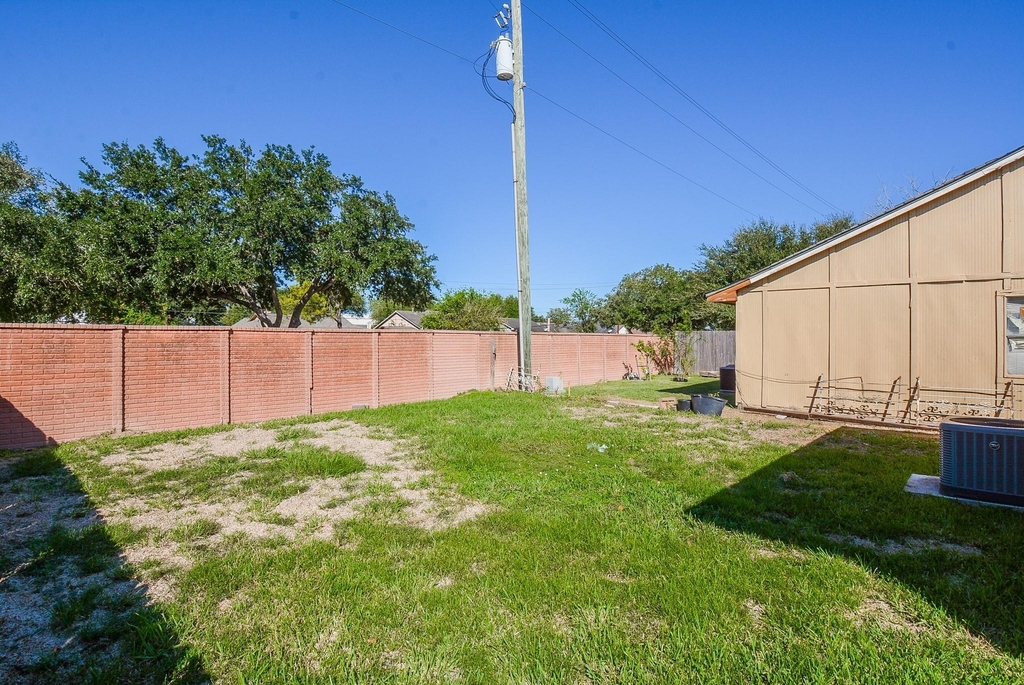 16518 Monte Carlo Lane - Photo 27