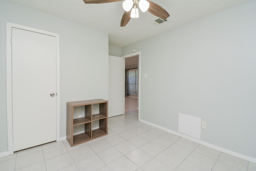 16518 Monte Carlo Lane - Photo 18