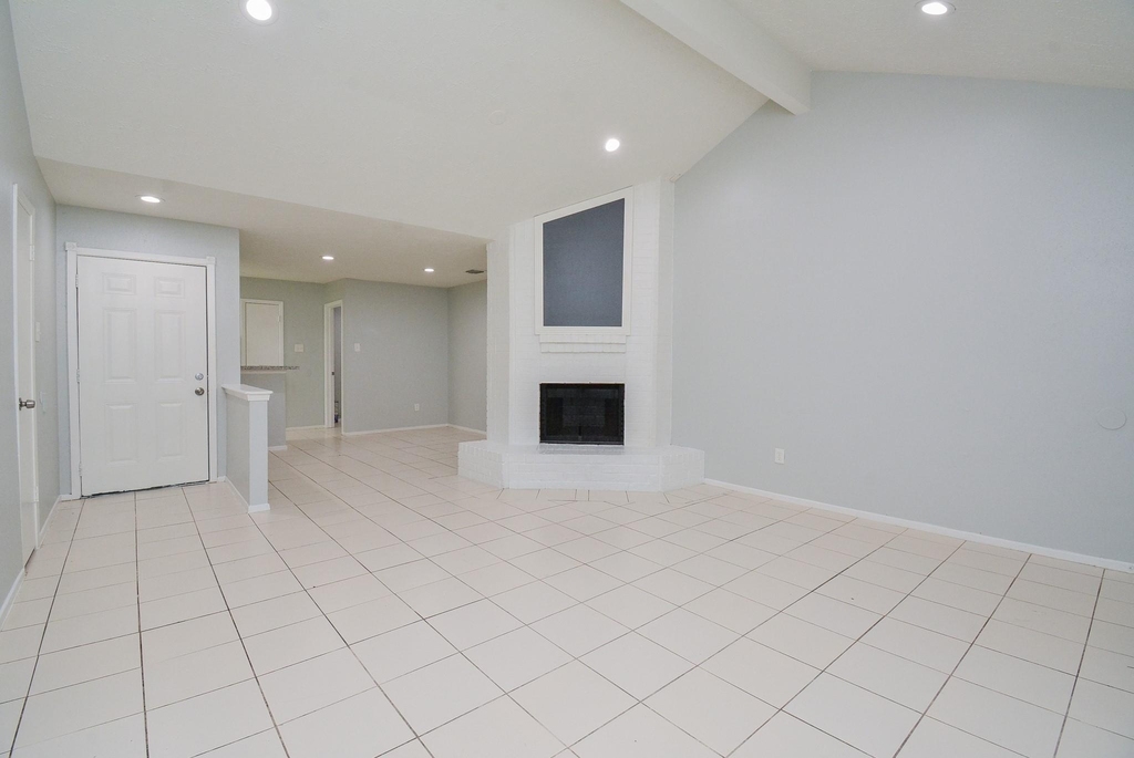 16518 Monte Carlo Lane - Photo 5