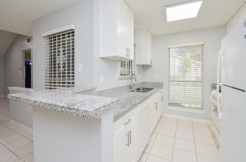 16518 Monte Carlo Lane - Photo 15