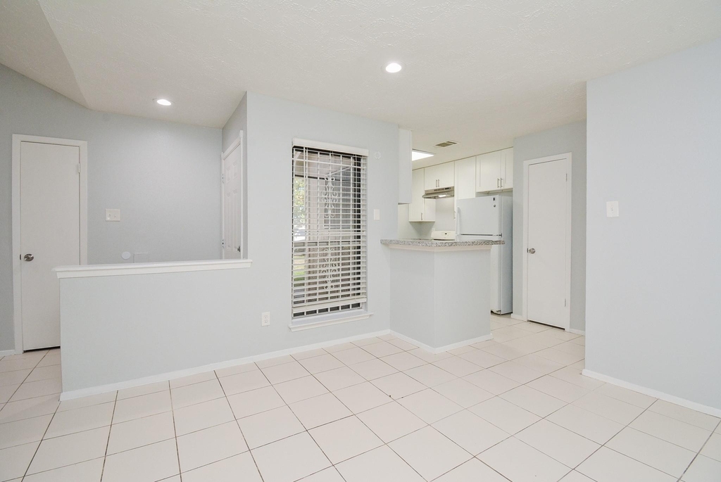 16518 Monte Carlo Lane - Photo 10