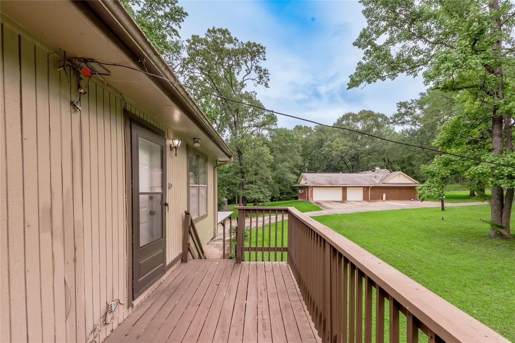138 Summer Place - Photo 2