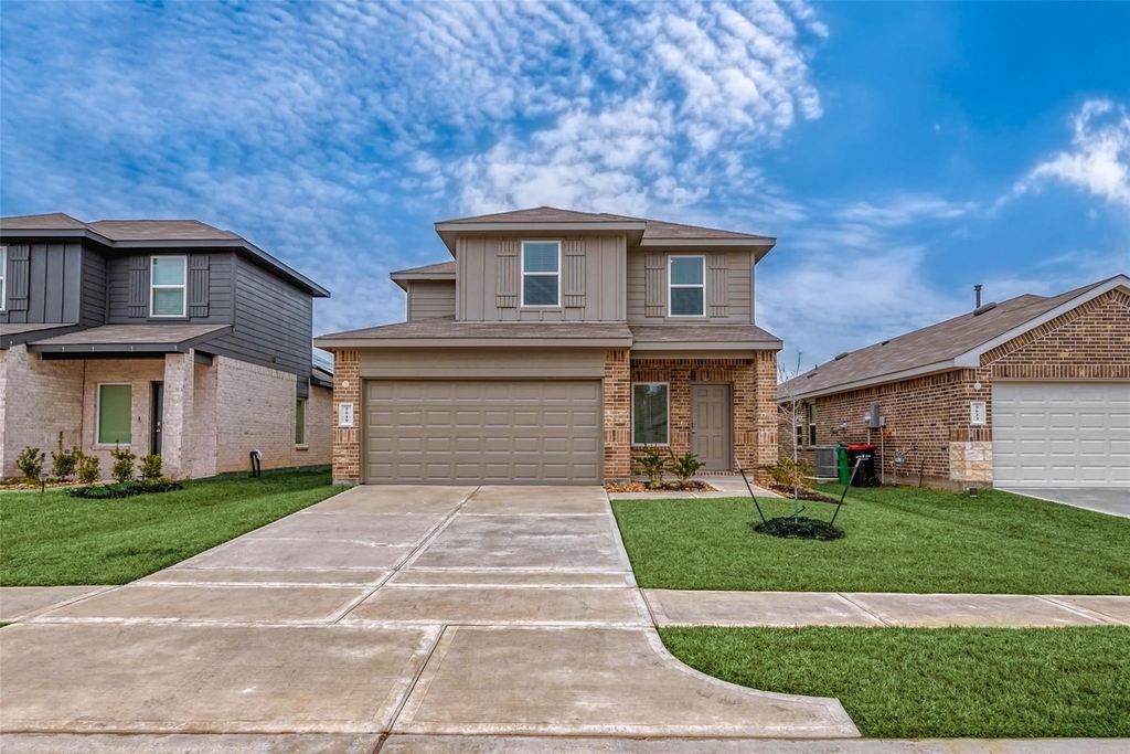 5619 Vintage Oakmont Drive - Photo 1