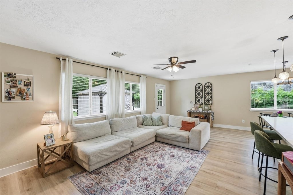 17207 Morning Star Avenue - Photo 9