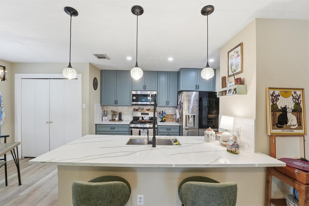 17207 Morning Star Avenue - Photo 5
