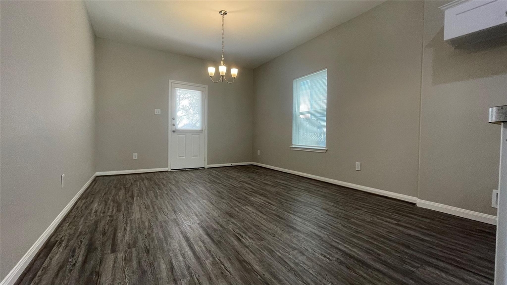 4510 Mayflower Street - Photo 16