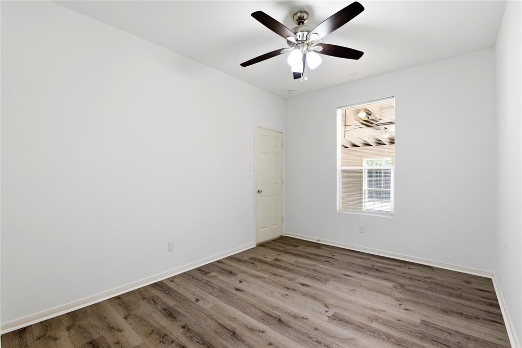18427 Grove Brook Lane - Photo 40