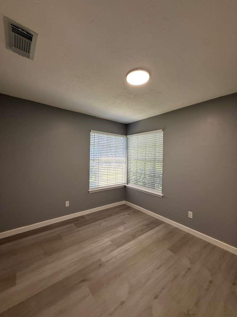 1019 Western Springs Drive - Photo 7