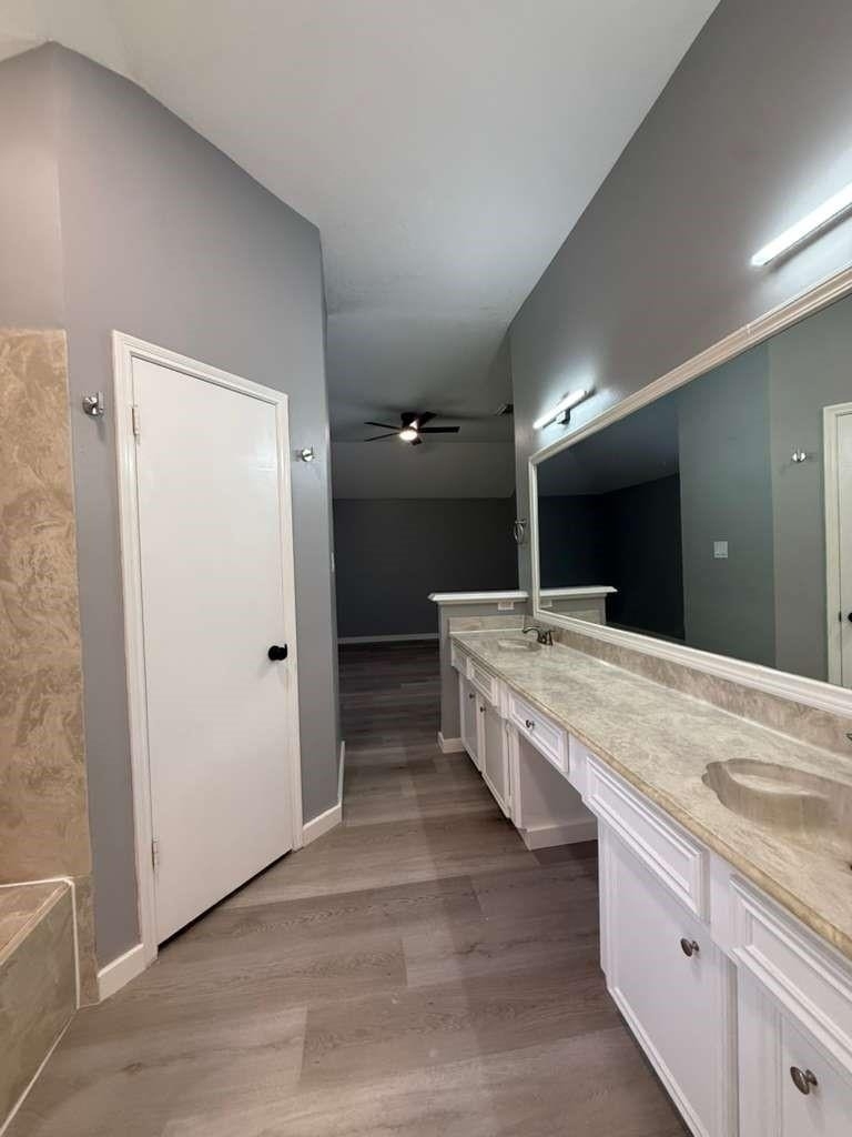 1019 Western Springs Drive - Photo 9