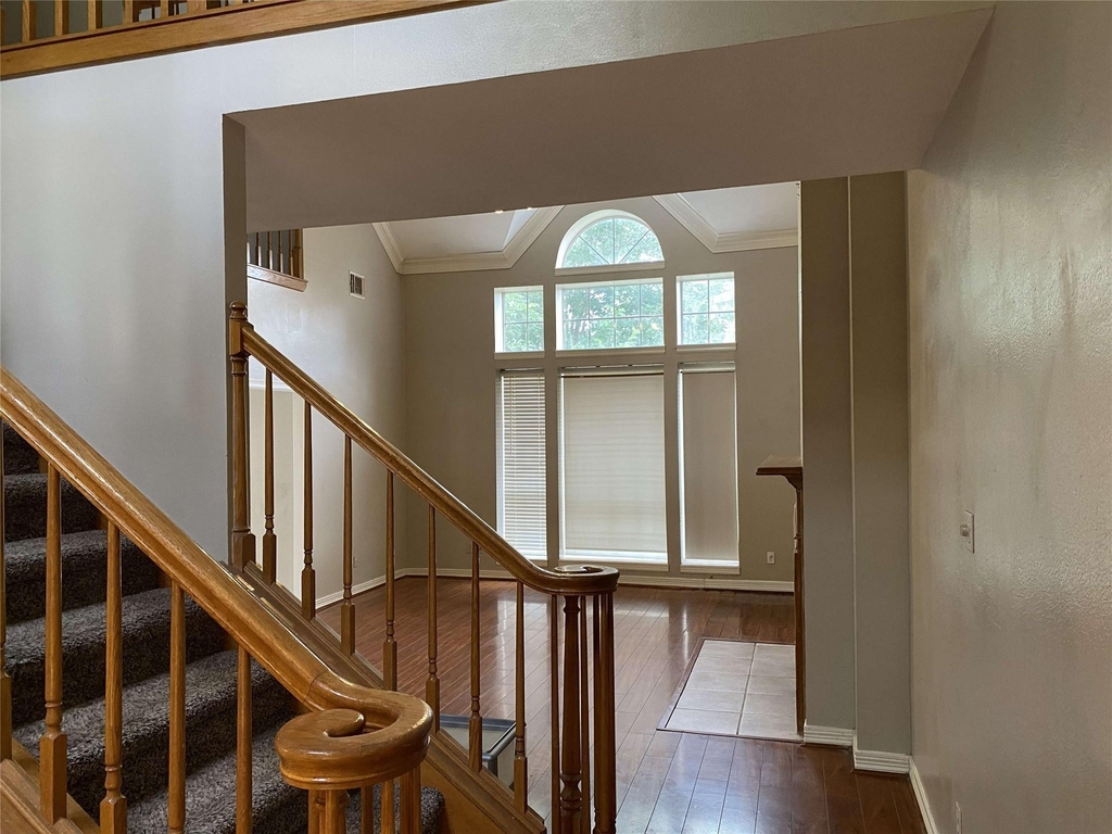 3207 Breckinridge Court - Photo 2