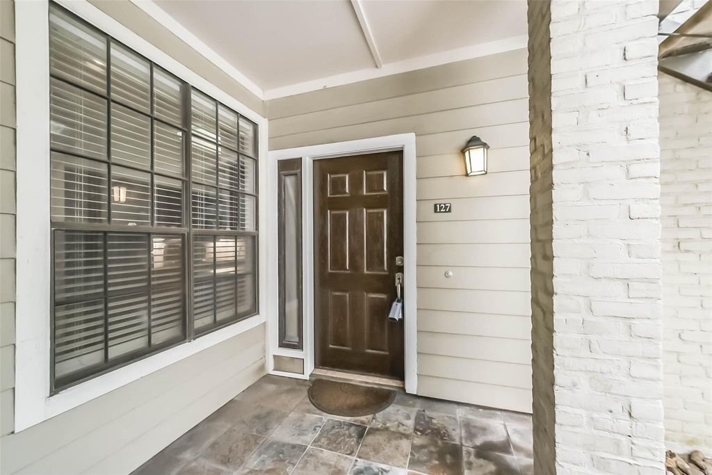 2700 Revere Street - Photo 5