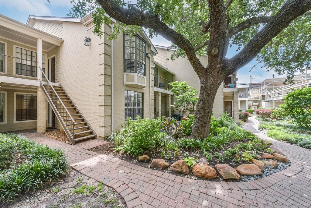 2700 Revere Street - Photo 4
