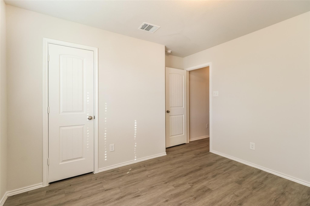 2027 Chunk Court - Photo 10