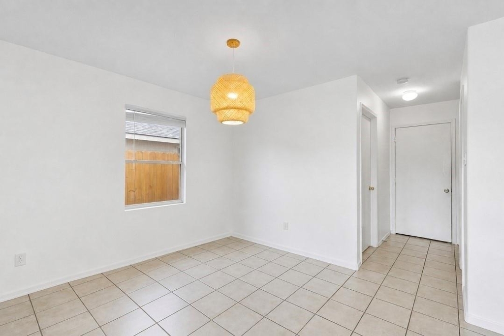 11430 Moonlight Ridge Drive - Photo 7