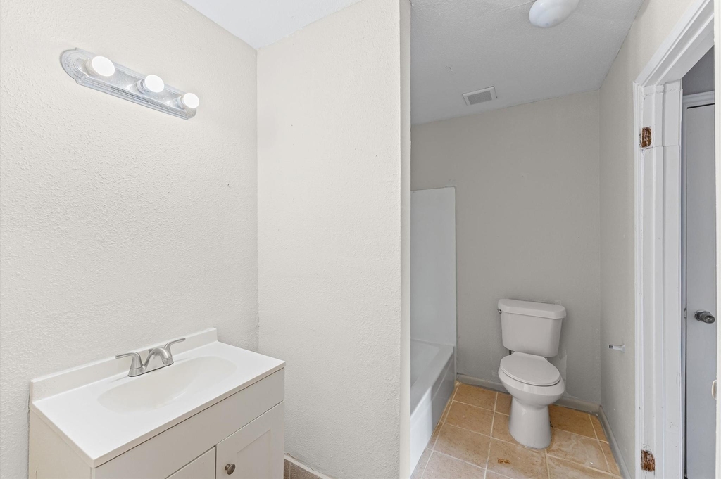 12206 Ormandy Street - Photo 23