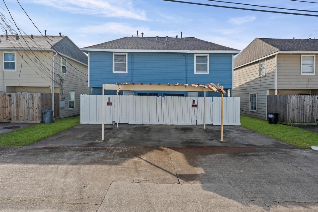 12206 Ormandy Street - Photo 32