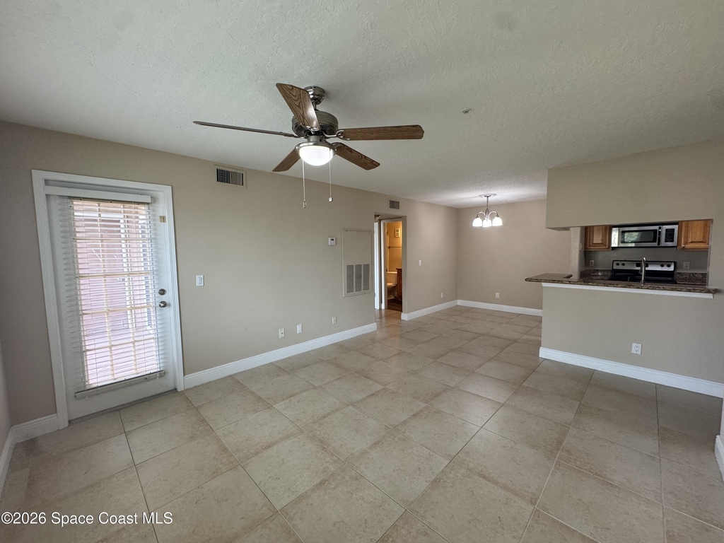 7667 N Wickham Road - Photo 8