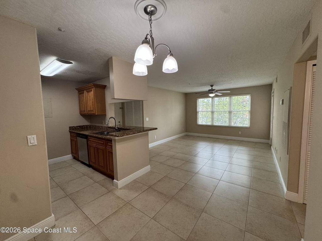 7667 N Wickham Road - Photo 7