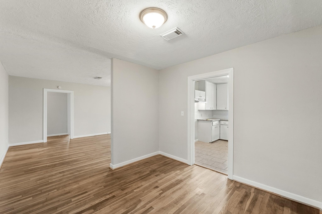 1130 17th Avenue N - Photo 1