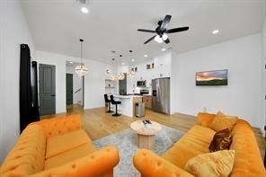 4010 Dreyfus Street - Photo 2