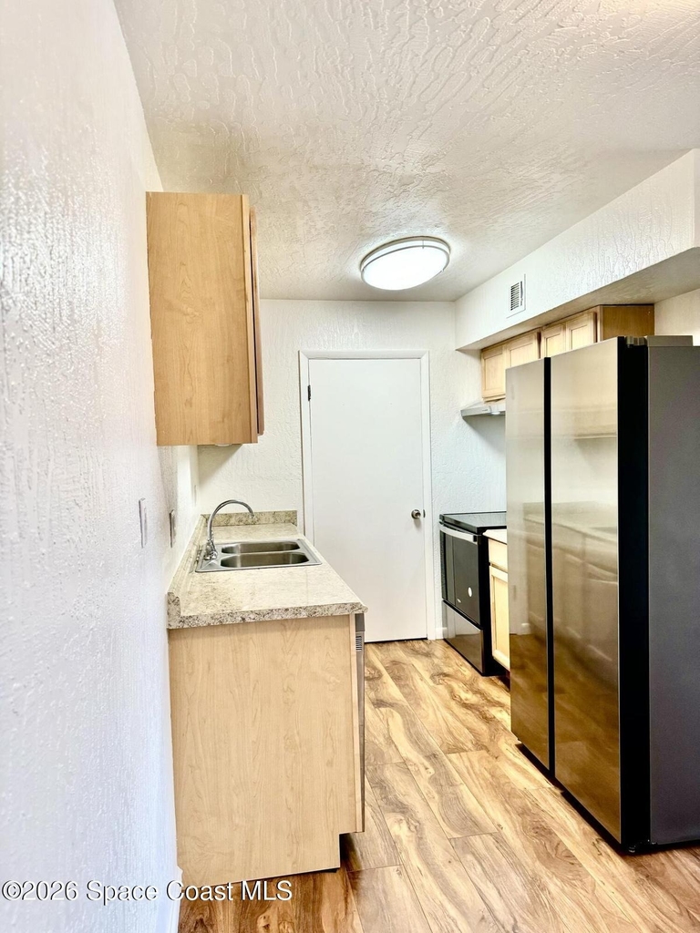 2100 Forest Knoll Drive Ne - Photo 8