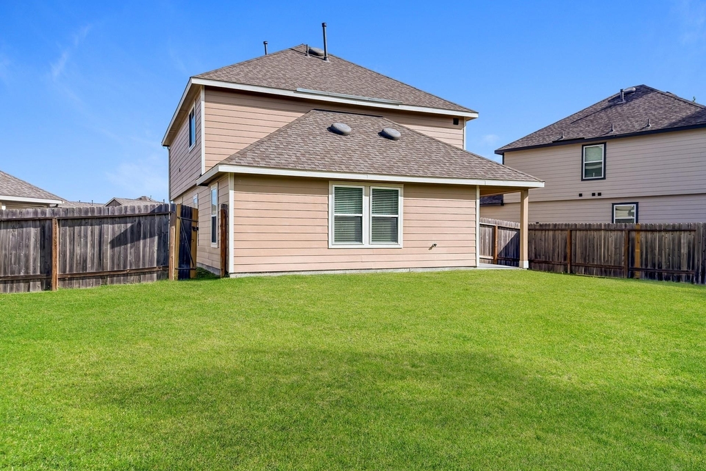 2401 Flathead Drive - Photo 2