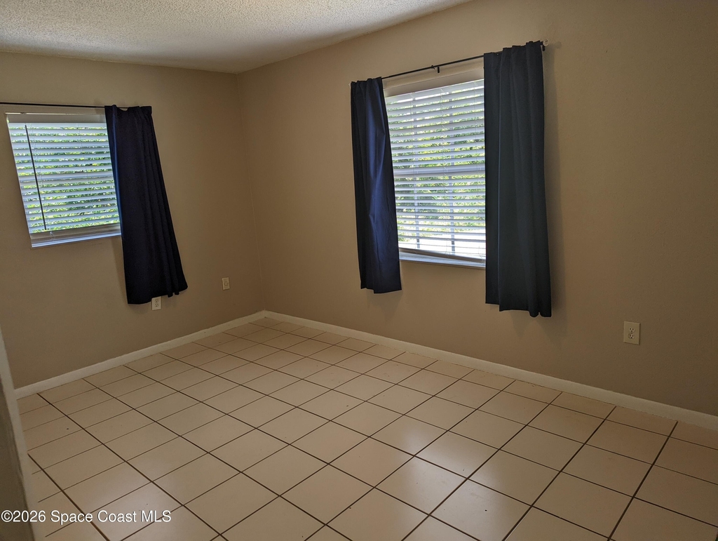 461 Ellington Avenue Se - Photo 7