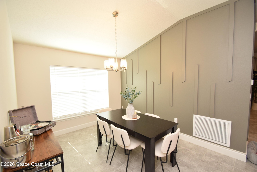 2585 Roygaris Street Nw - Photo 6