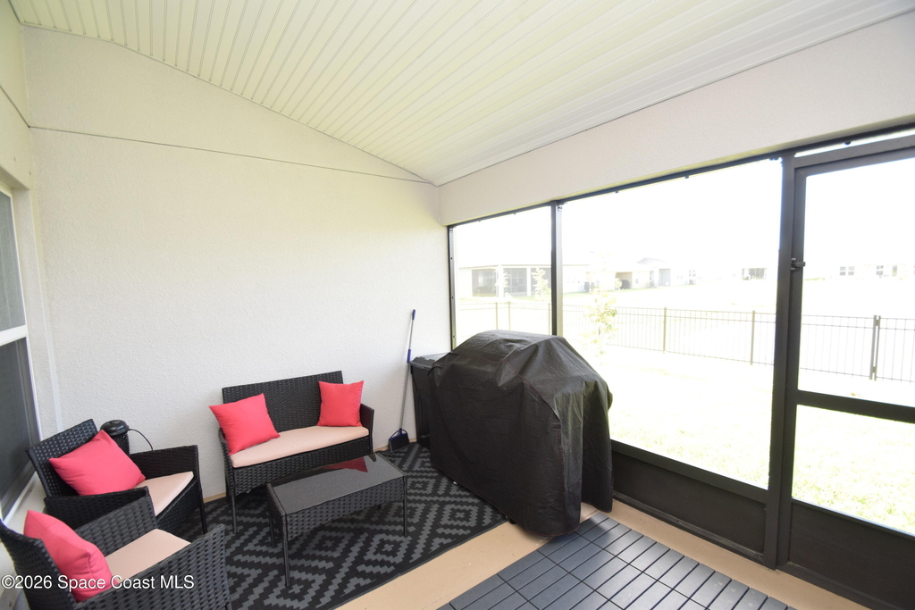 2585 Roygaris Street Nw - Photo 24