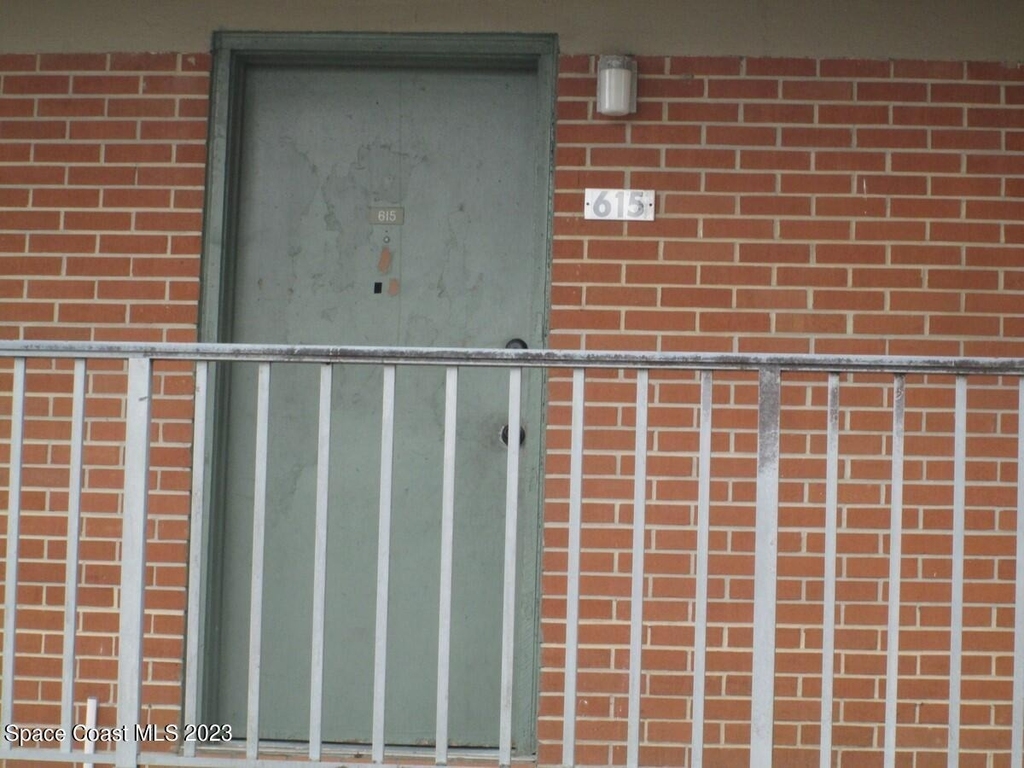 800 N Fiske Blvd # - Photo 0