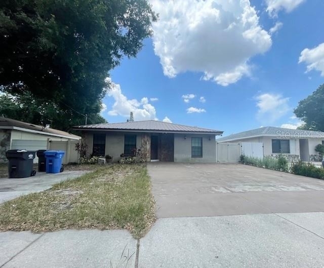 3804 W Hamilton Avenue - Photo 2