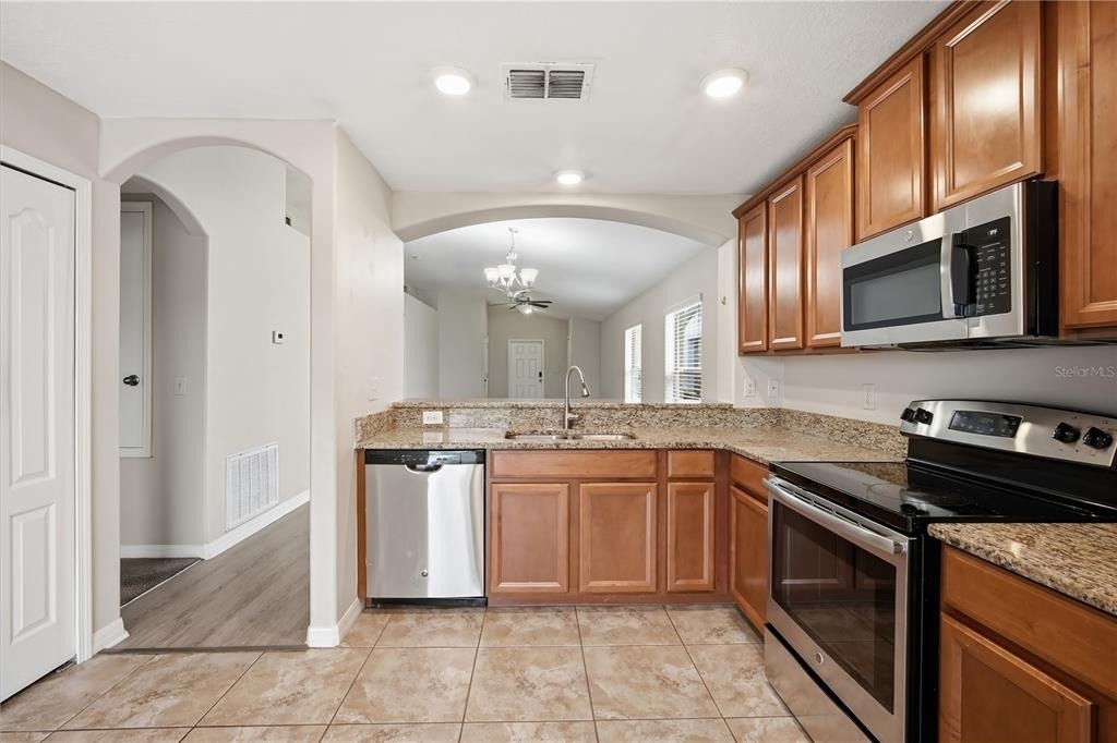 1827 Harbour Blue Street - Photo 8