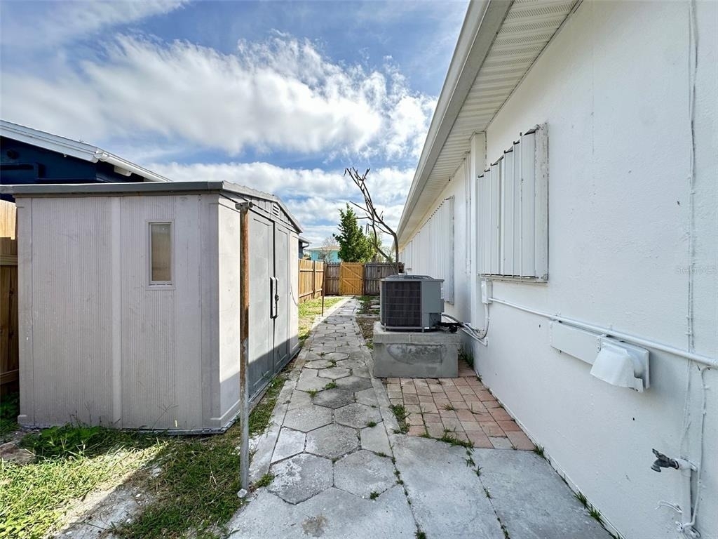 10 158th Avenue - Photo 20