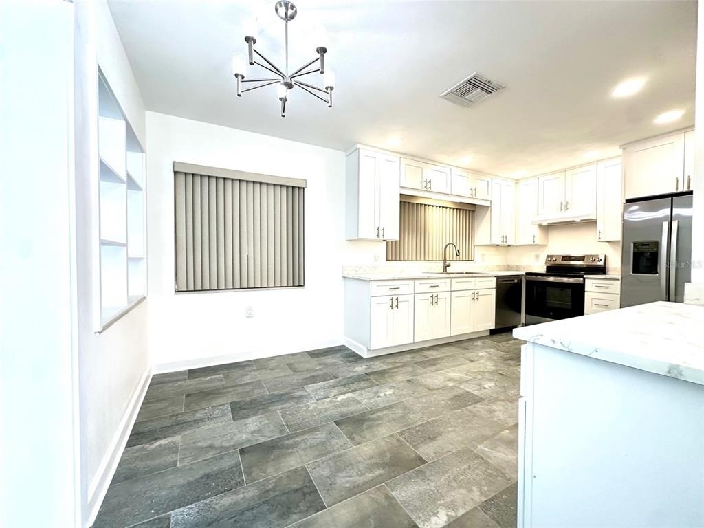10 158th Avenue - Photo 5