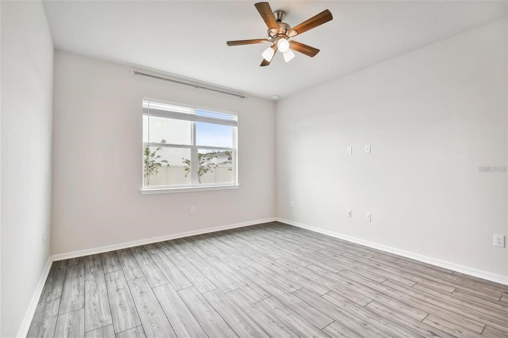 13144 Peachleaf Avenue - Photo 14