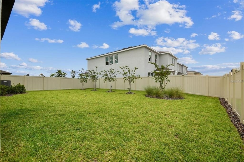 13144 Peachleaf Avenue - Photo 41