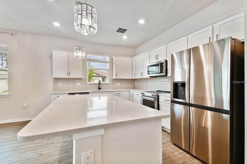 13144 Peachleaf Avenue - Photo 8