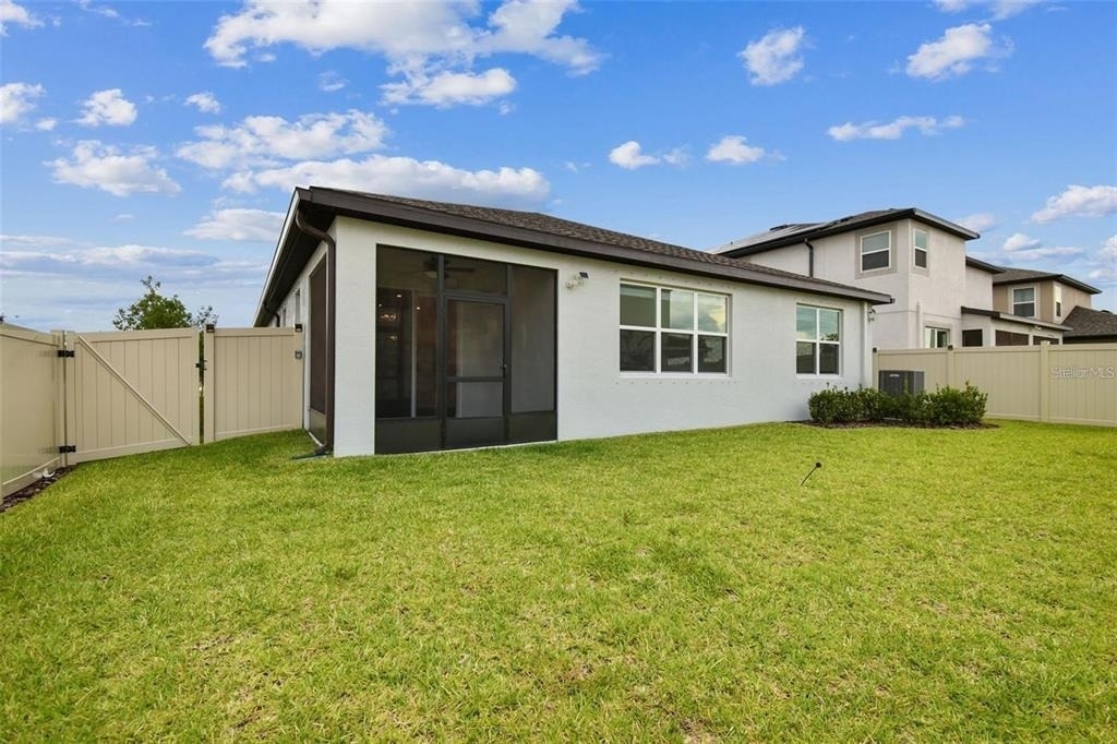 13144 Peachleaf Avenue - Photo 39